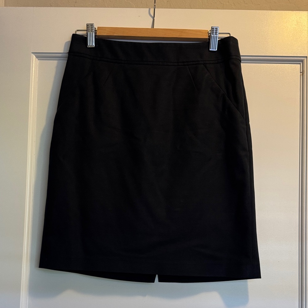 Banana Republic Classic Black Pencil Skirt